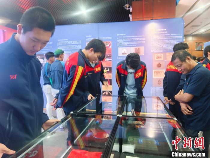 传续国乒精神全国乒乓文化巡展（民园站）在天