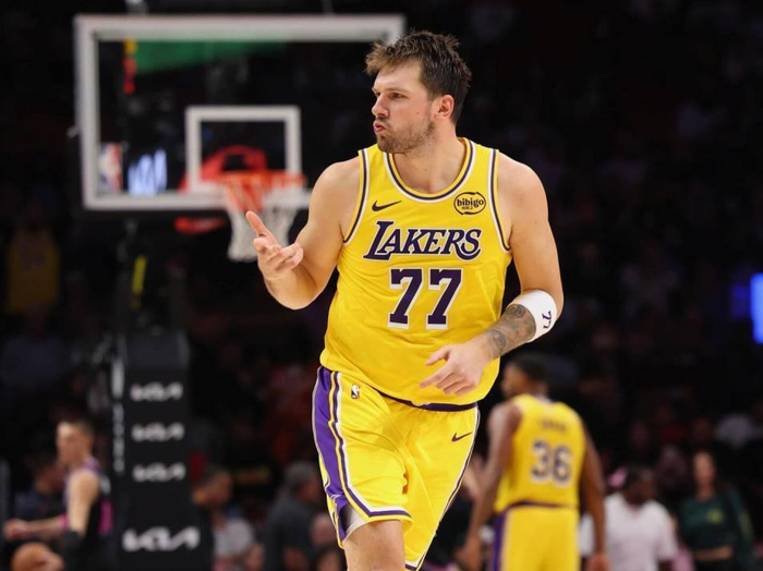 东契奇创历史得分纪录，MVP争夺战进入白热化阶