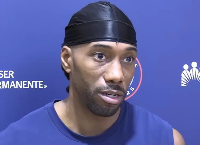 伦纳德：附加赛对阵勇士需全力应对 脚踝伤势暂