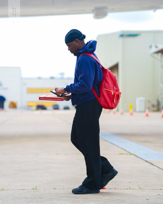 火箭客场逆转勇士 申京三双引领球队绝地反击