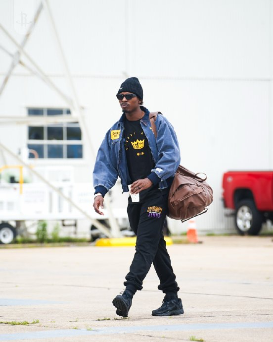 火箭客场逆转勇士 申京三双引领球队绝地反击