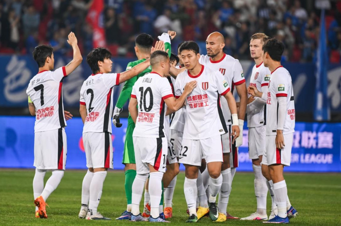 中超第6轮焦点战：蓉城险胜三镇 铜梁龙紧追榜首