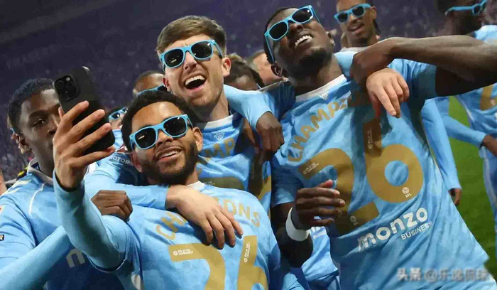 低级别联赛奇迹频现：雷克瑟姆四年连跳四级，